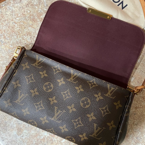 Louis Vuitton Favorite MM - Picture 13 of 15